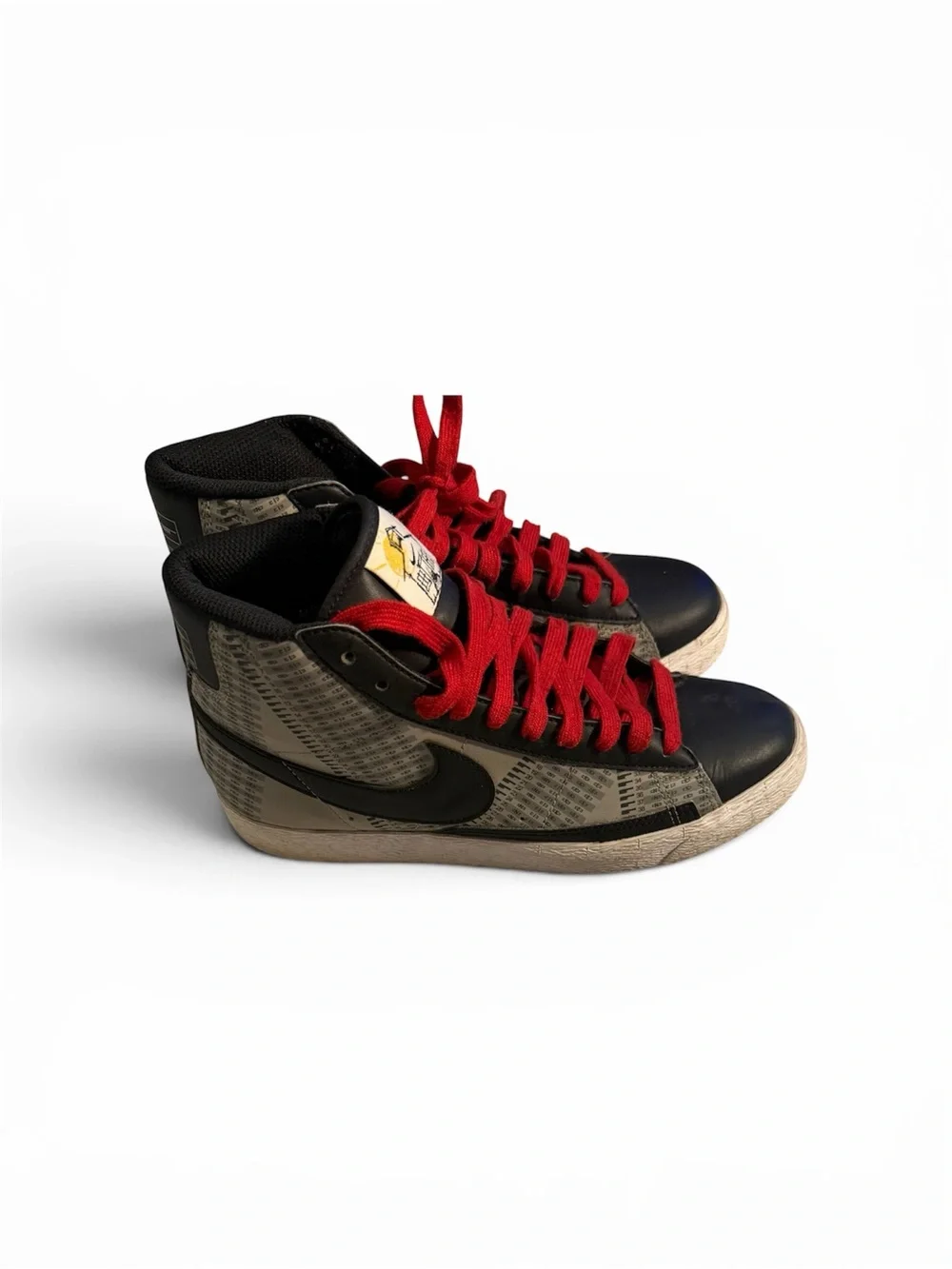 Nike school house Black Shoe Interior with Printed Size Label Size 7Y